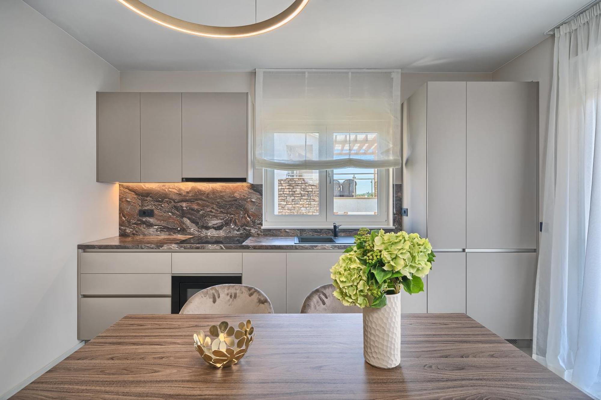 Franc 2 Apartment Primosten