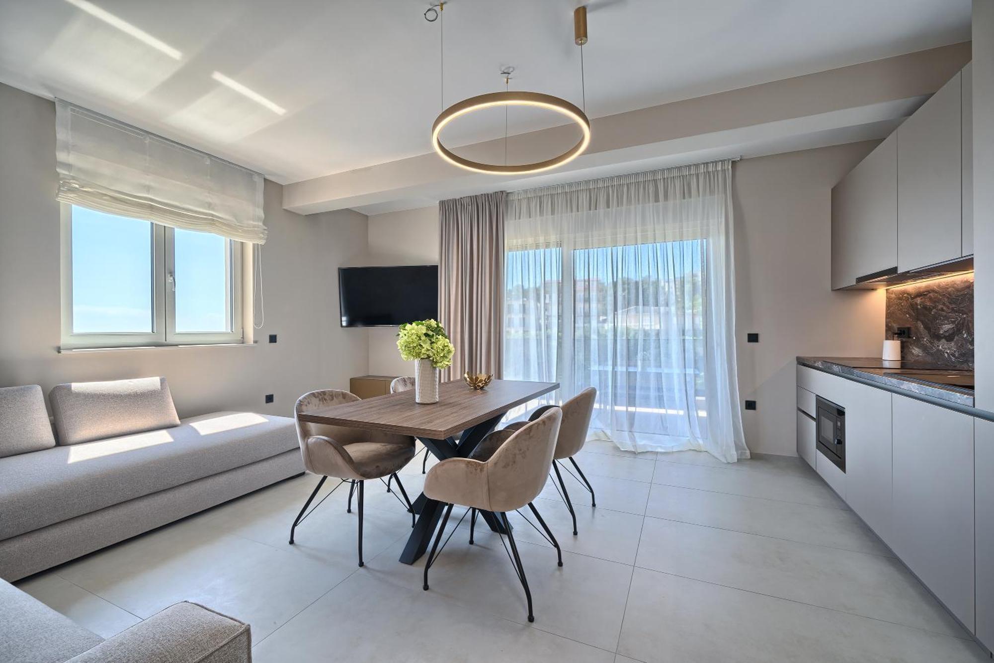 Apartment Franc 2 *