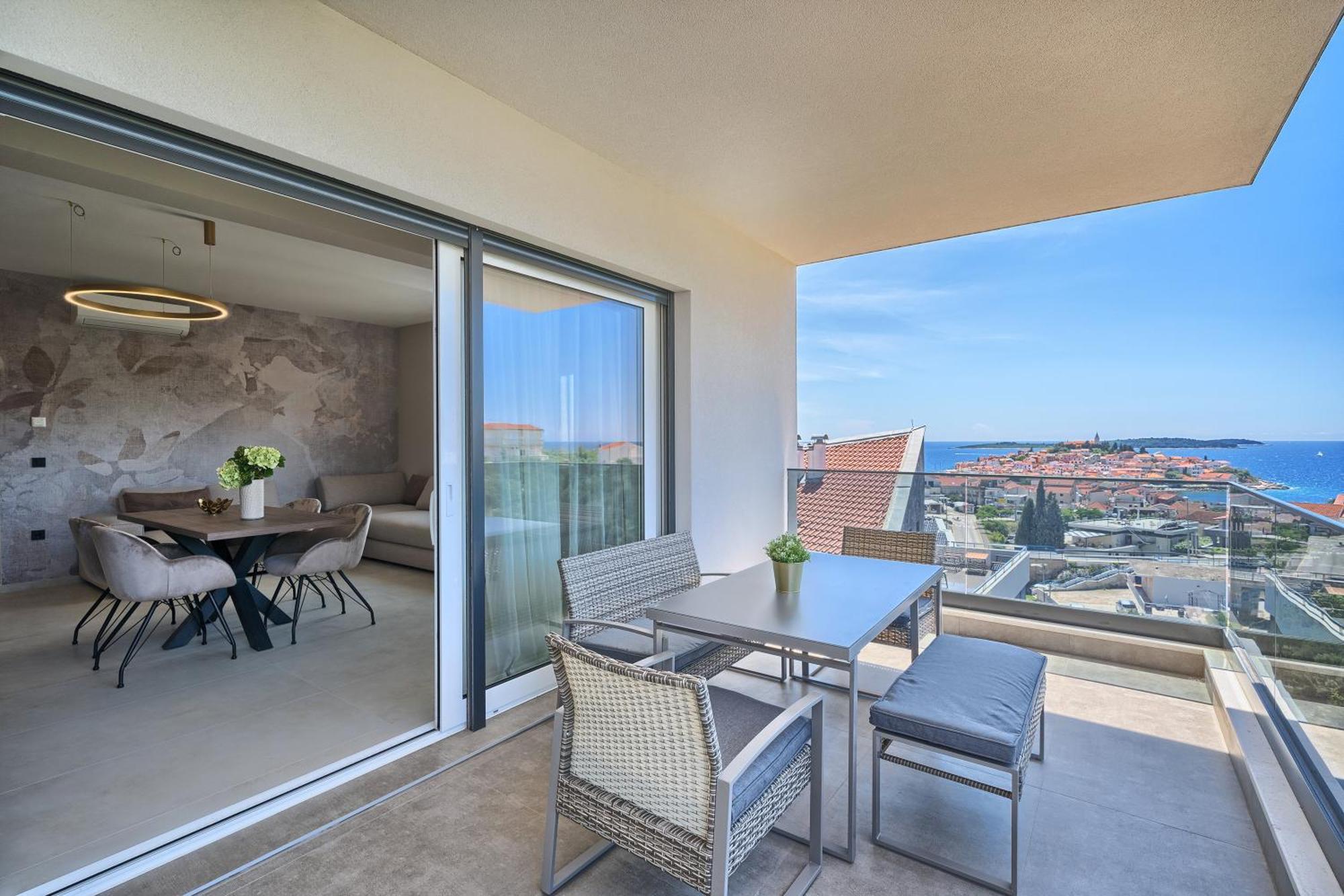 Franc 2 Apartment *