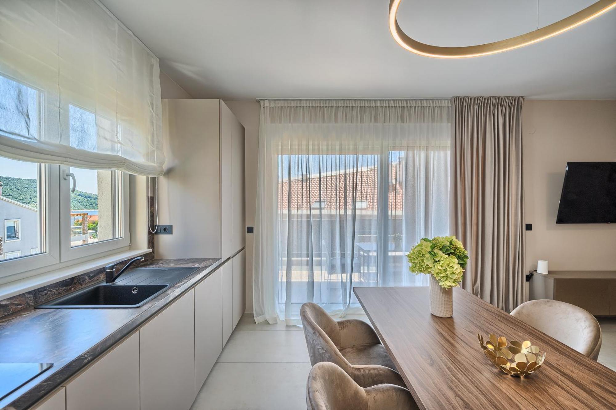 Franc 2 Apartment Primosten